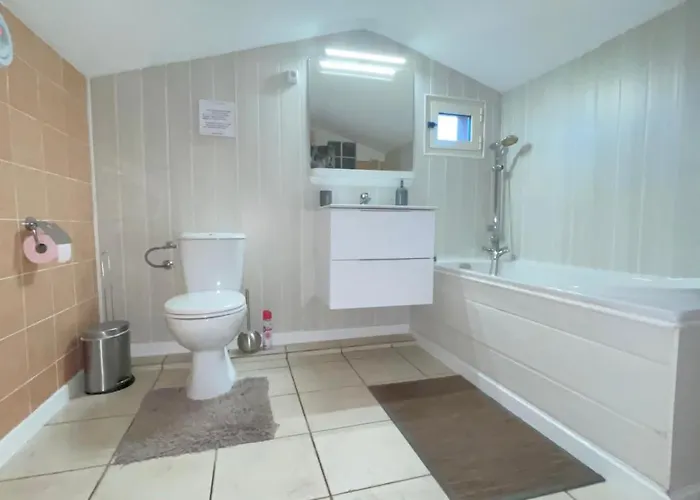 Chez Chris Mare & Macchia Проживання в сім'ї